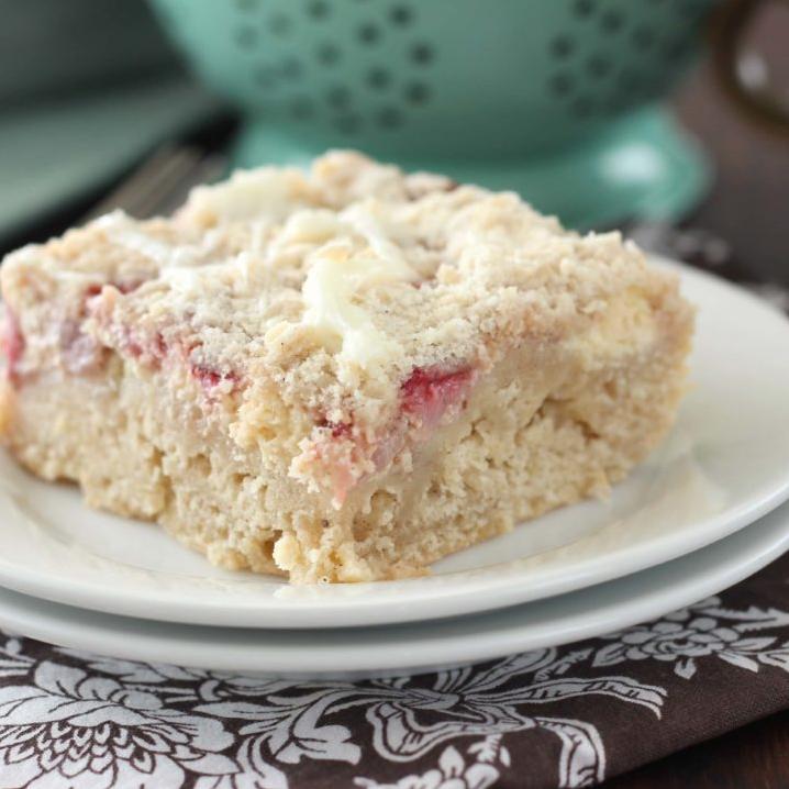  A coffee cake that's begging to be paired with your morning cup o' joe.