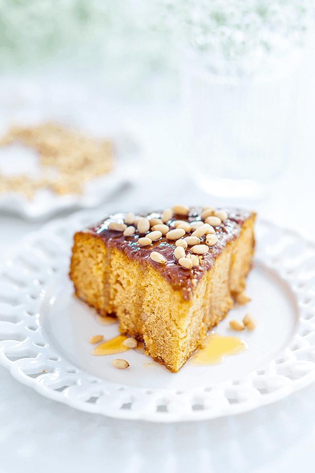  Add some crunch to your morning routine with this delectable coffee cake.