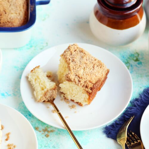 Bisquick Toffee-Walnut Coffee Cake