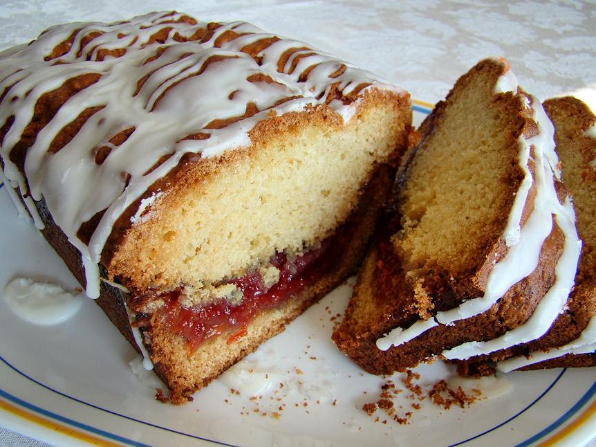 Blueberry Coffee Cake With Lemon Icing