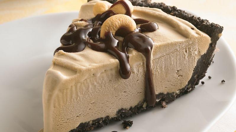 Delicious Chocolate Cookie and Coffee Ice Cream Pie Recipe