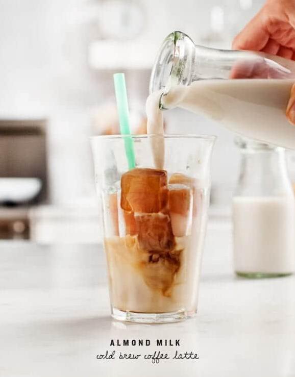  Cool and refreshing, this iced almond coffee will make your taste buds dance.