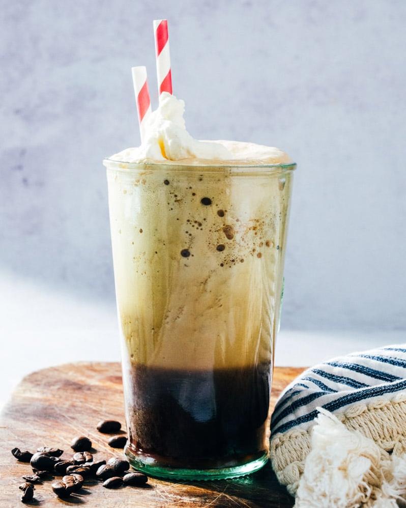  Cool down and enjoy a caffeine boost with this Frozen Coffee Cooler 🤤❄️