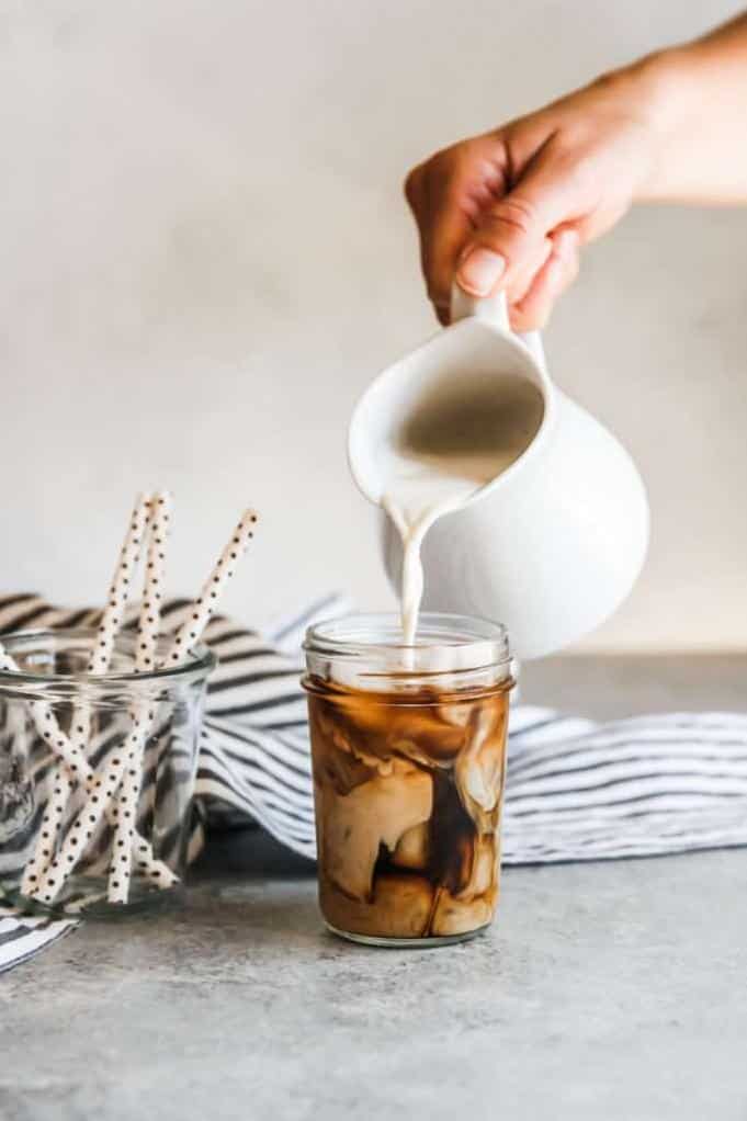  Cool down in style with this refreshing iced coffee cream!