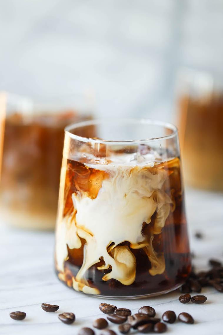  Cool down with this delicious iced coffee ☕