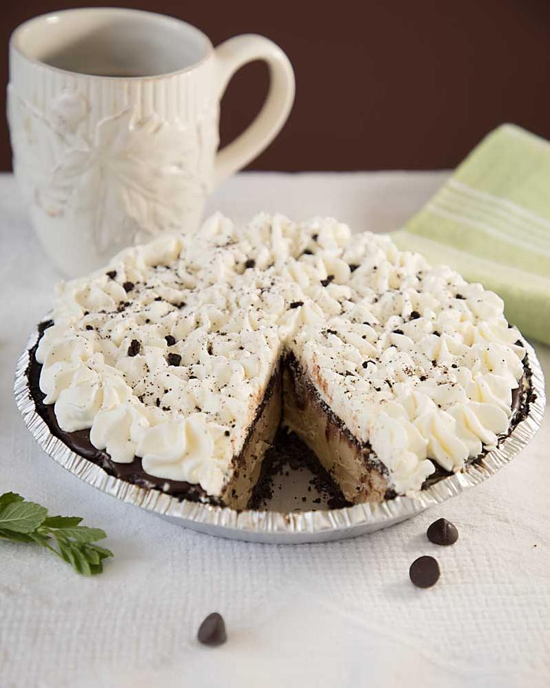 Dive into a slice of frozen paradise with our Coffee-Fudge Pie!