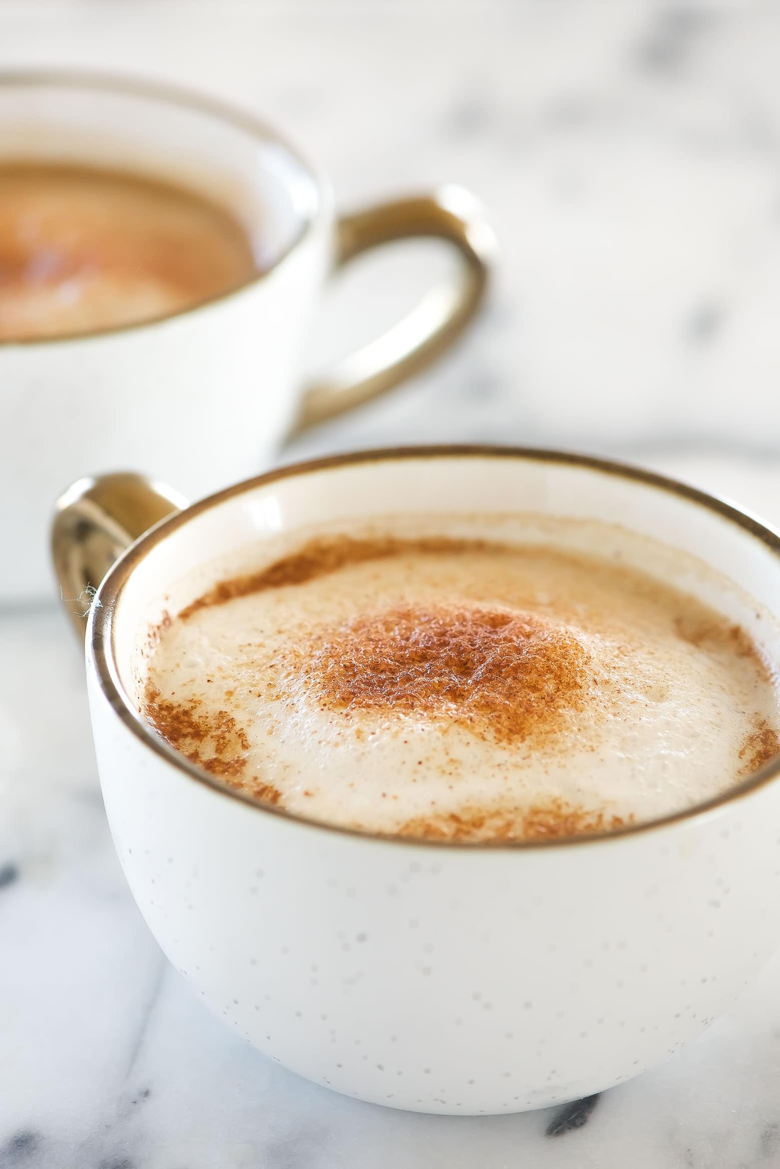  Don't wait for fall to indulge in this delicious cinnamon latte.