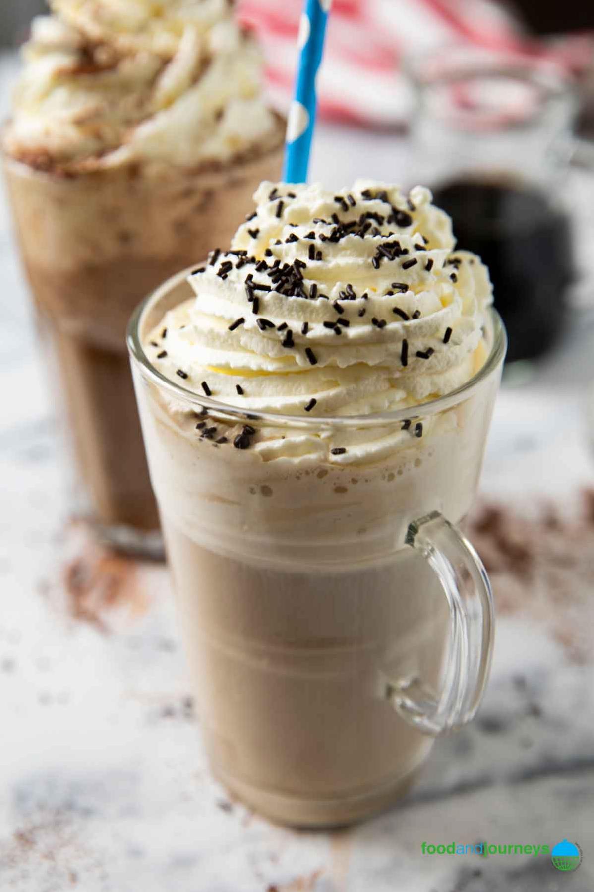  Fresh coffee, cream and a bit of magic – that's all you need for this wonderful beverage.