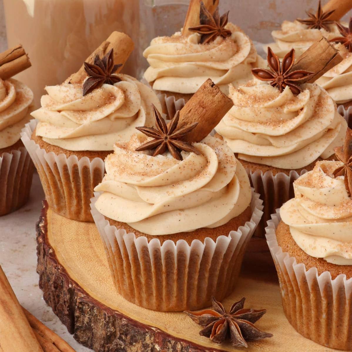 Get ready to indulge your taste buds with these heavenly Chai Latte Mini-Cupcakes!