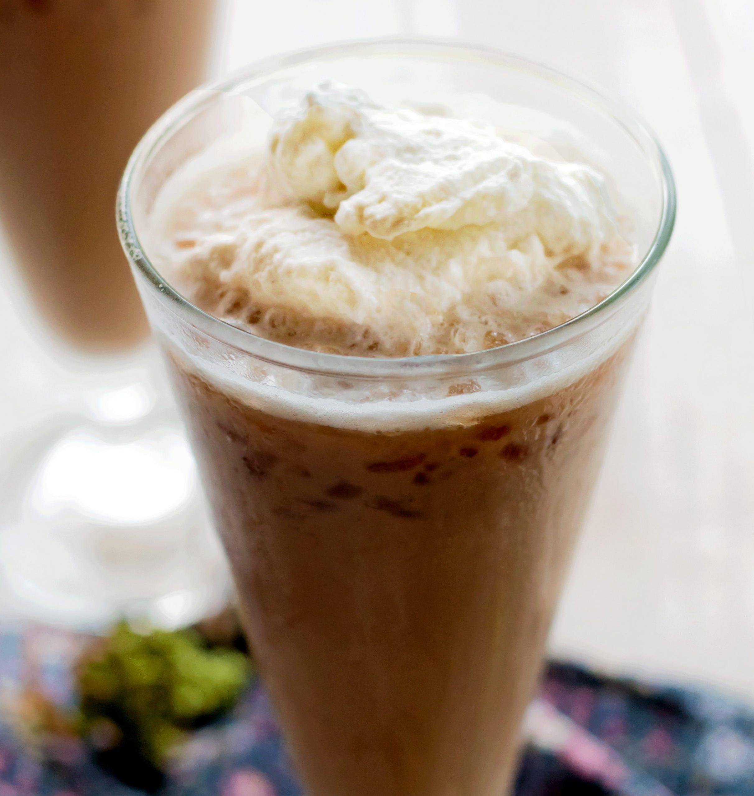  Get that easy-breezy feeling with a cup of this iced hazelnut coffee cooler.