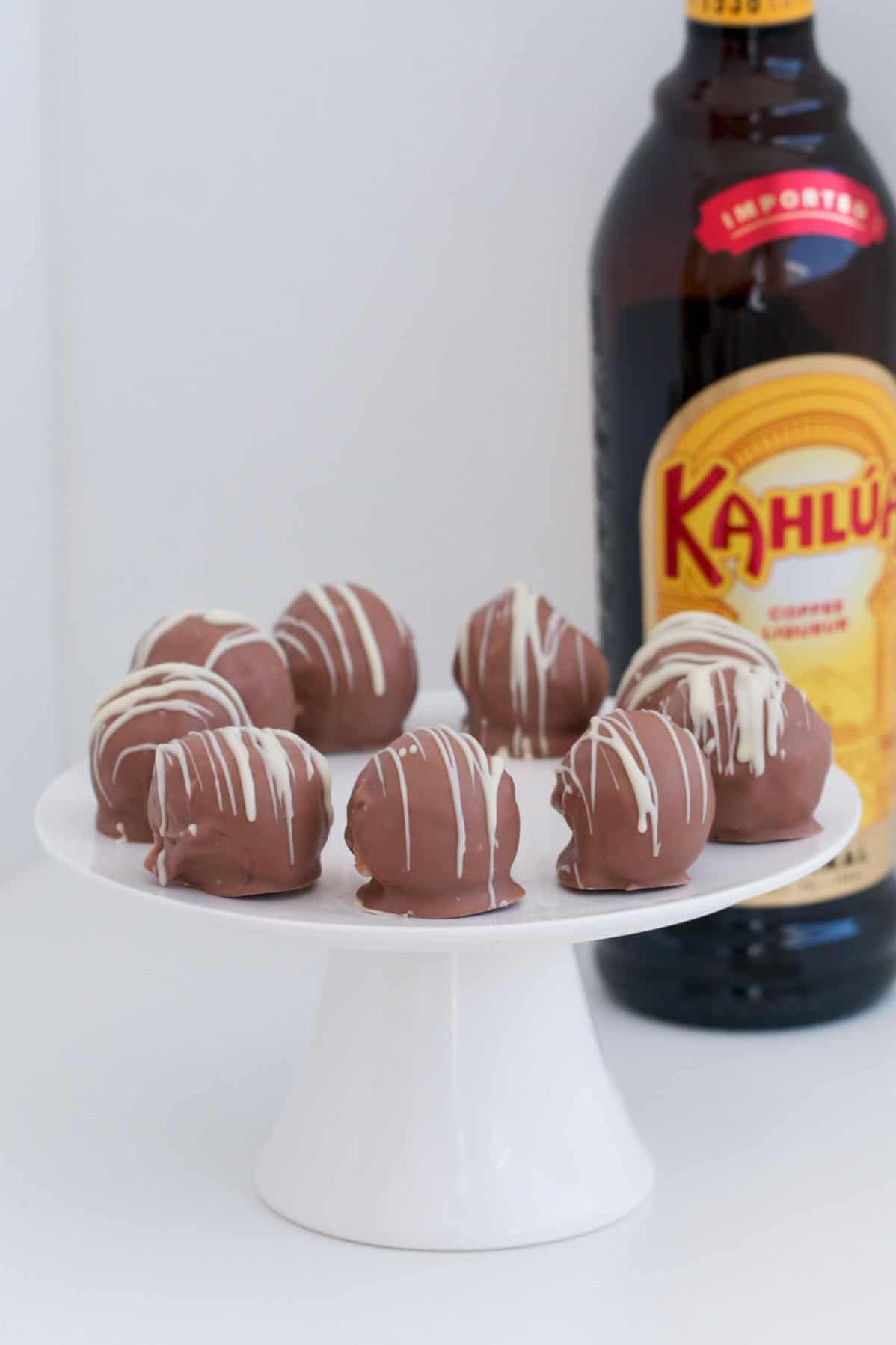  Give your morning coffee routine a twist with these delicious coffee Kahlua balls.