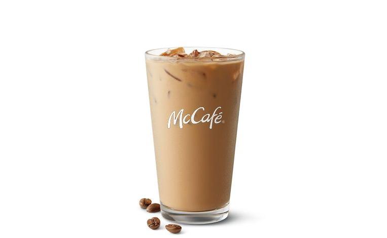  Give your morning routine a boost and add a touch of sweetness with this Vanilla Iced Coffee. 🌅👌