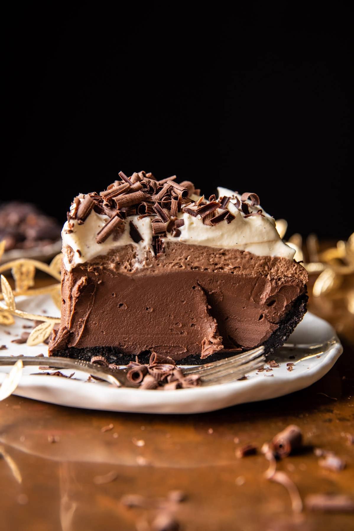  Give your taste buds a sweet and satisfying treat with this indulgent coffee mousse pie.