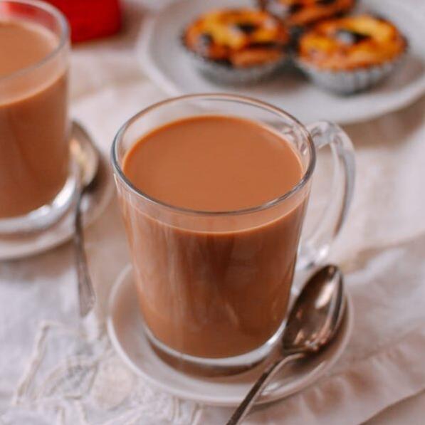  If you're a fan of both coffee and milk tea, this recipe is the perfect combination of both.