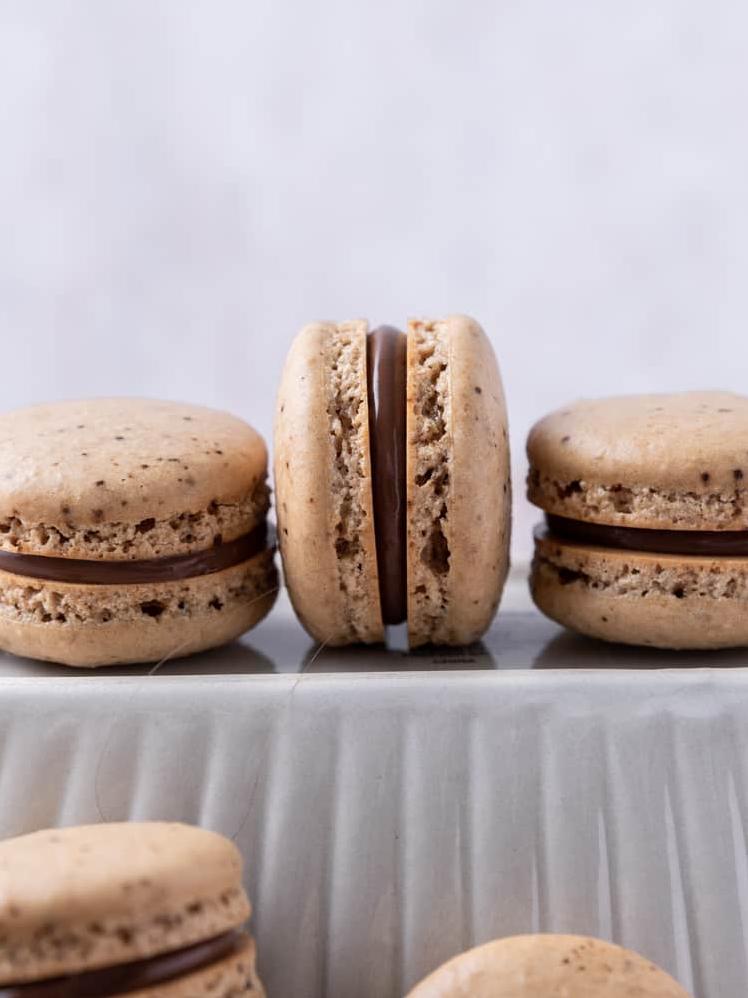  Indulge in the rich flavours of Nutella ganache that oozes out of every bite of these macaroons.