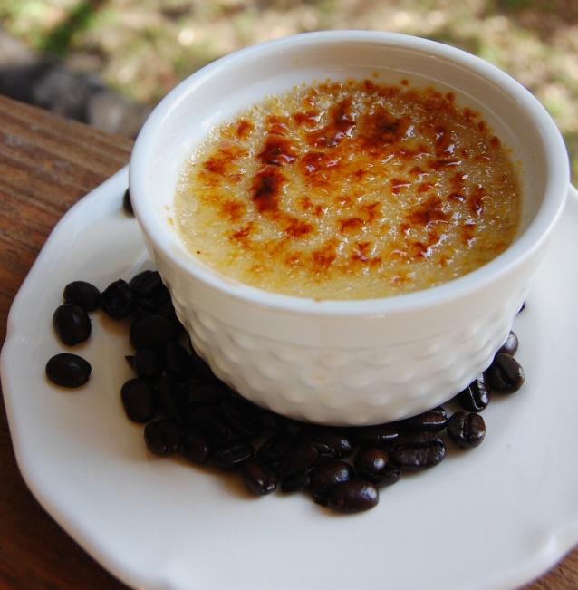  Let’s add a little twist to your classic crème brûlée.