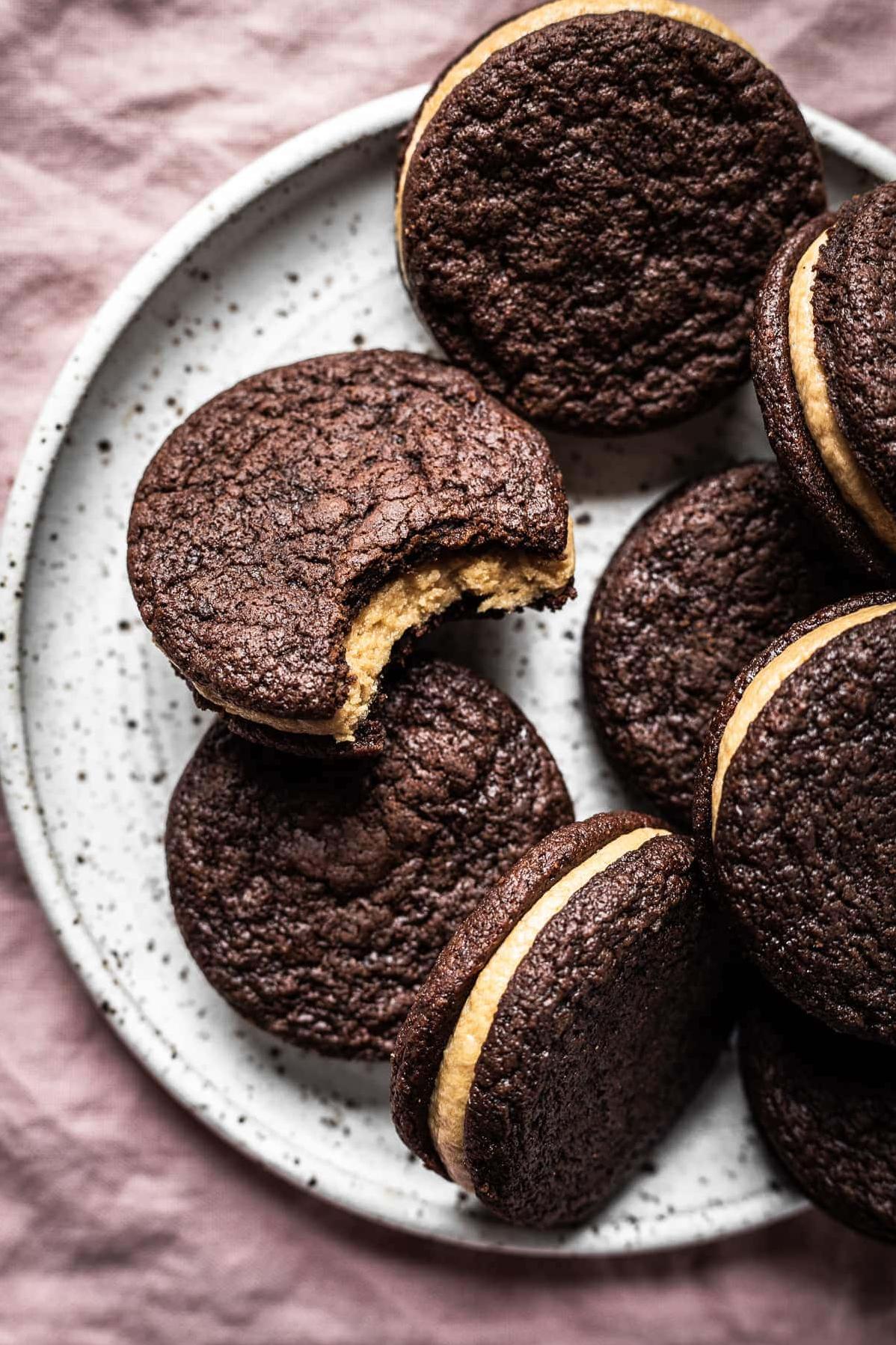  Make your afternoon coffee a little more exciting with our Chocolate Coffee Cream-Filled Cookies!