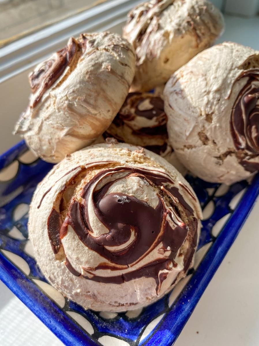  Melt-in-your-mouth goodness paired with rich espresso notes - that's what our meringues are all about!