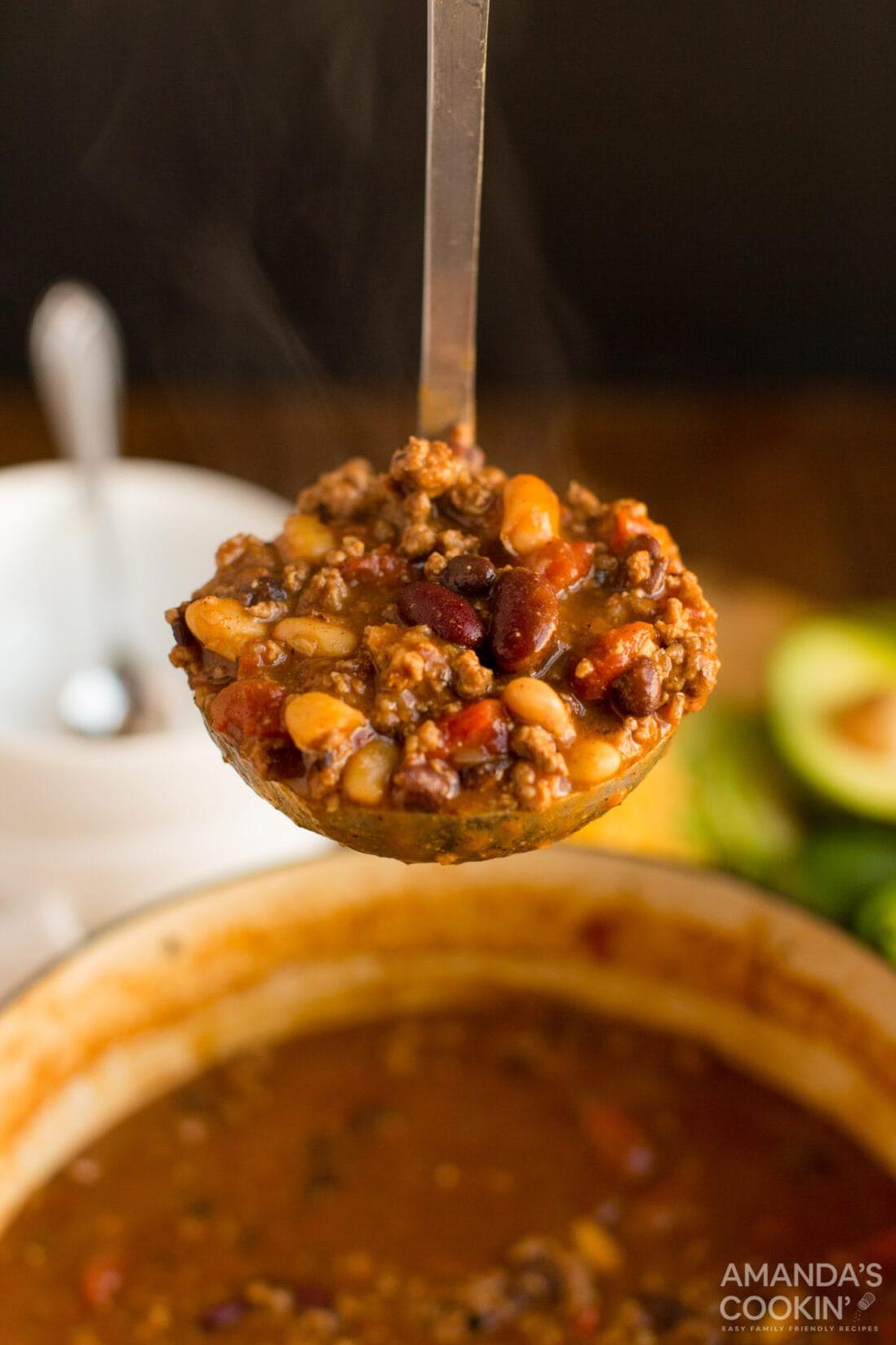  Need a pick-me-up? This chili contains a healthy dose of caffeine from the added coffee.