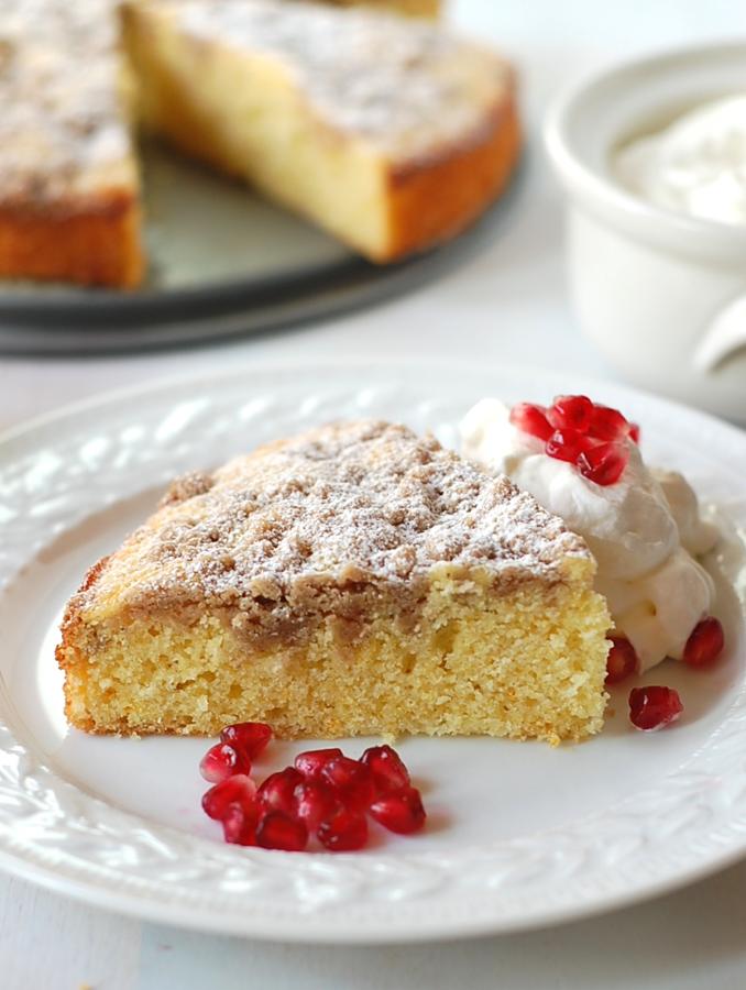  Ready for a heavenly breakfast treat? Try this Cornbread Coffee Cake recipe!