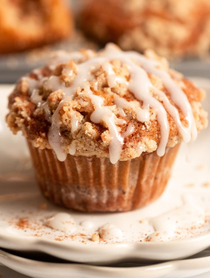  Rise and shine with these jumbo coffee cake muffins!