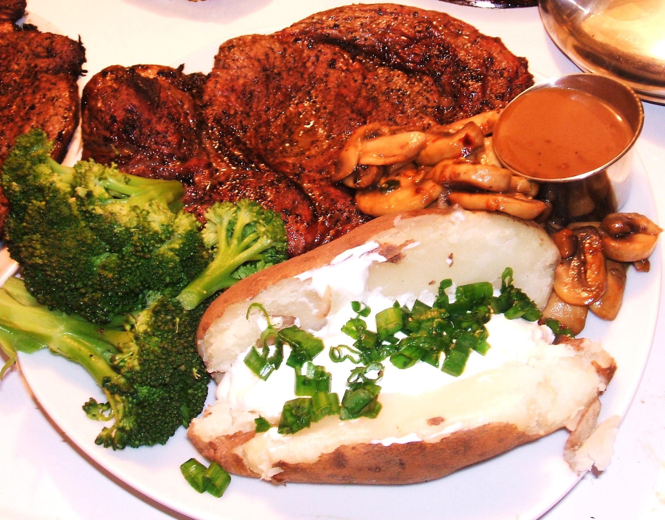  Saddle up for a steak that's full of flavor with this cowboy coffee rubbed recipe.