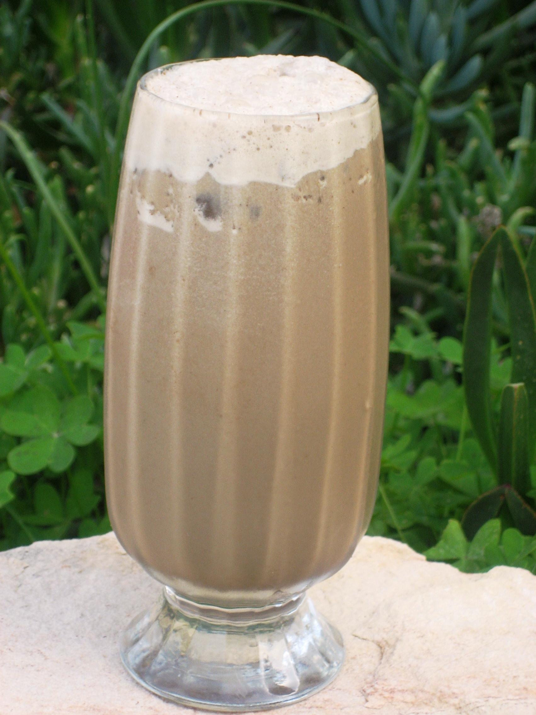  Start your day off on a sweet note with this coffee shake