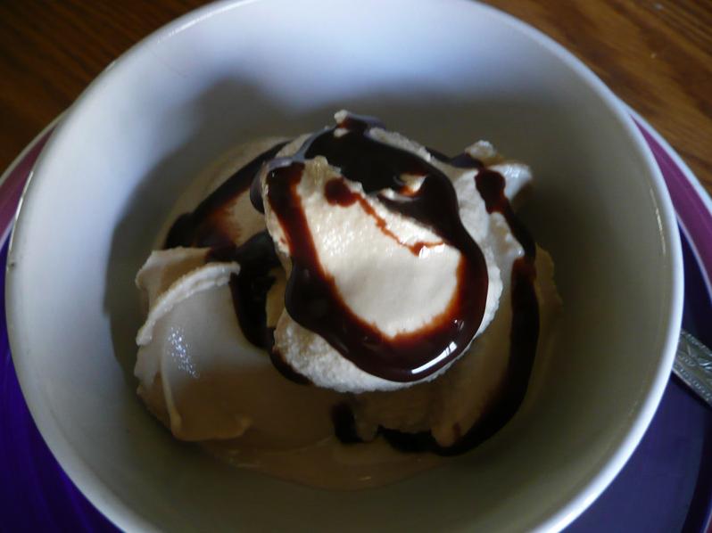 Take your coffee game to the next level with this Kahlua Vanilla Latte Ice Cream!