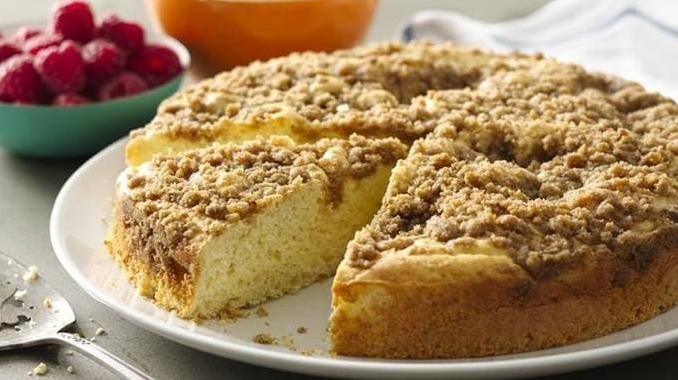 The combination of Bisquick and buttermilk creates a moist and fluffy cake.