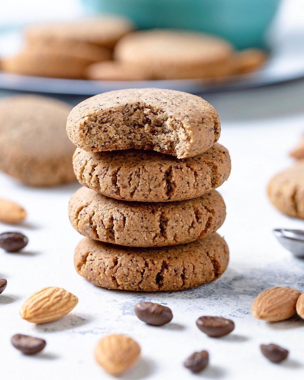  The delicious aroma of freshly brewed coffee is perfectly captured in every bite of these cookies.
