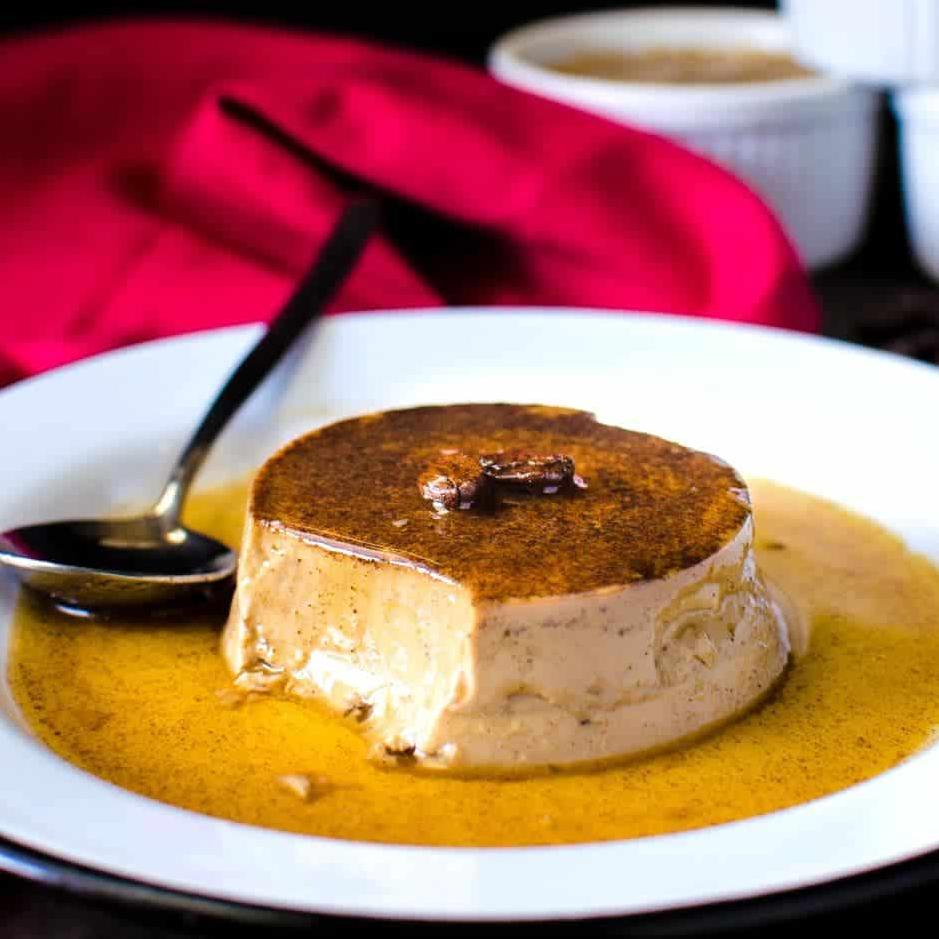  The smooth and luscious texture of the flan makes it a perfectly satisfying dessert.