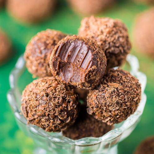  These bites are packed with a coffee and chocolate flavor that will take you straight to heaven.