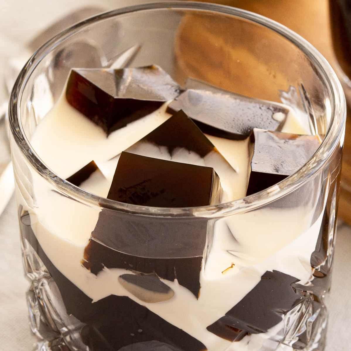  This coffee jello dessert will impress all your guests.