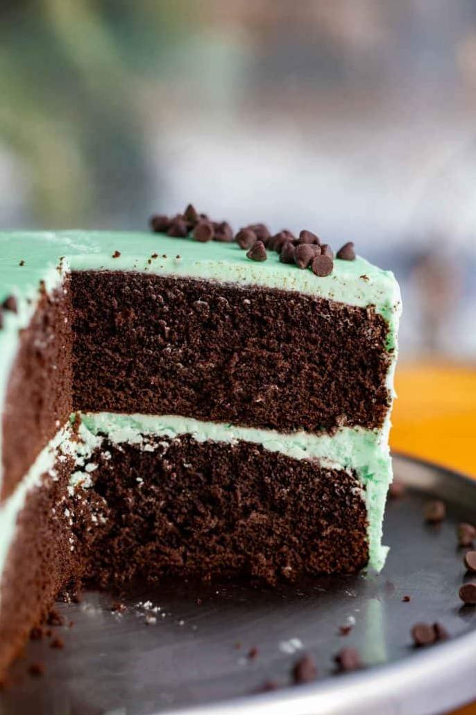  Treat your friends and family with this scrumptious cake recipe