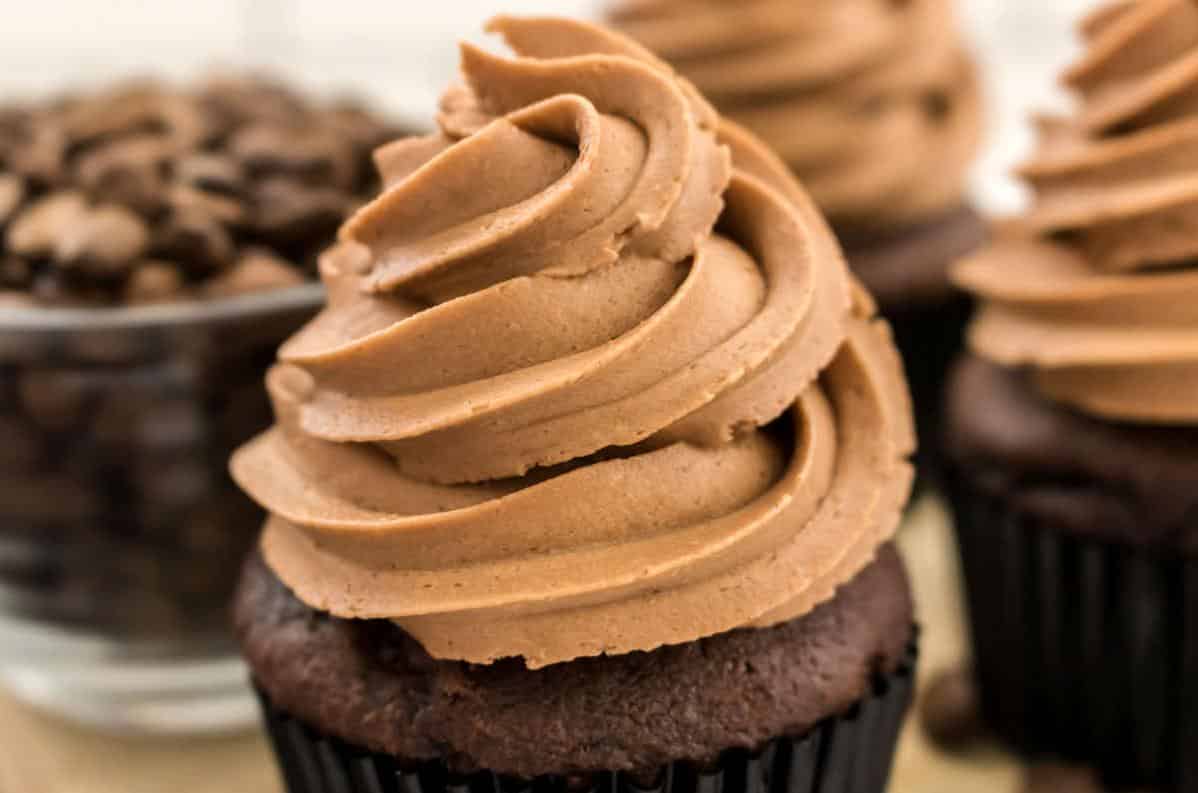  Turn your ordinary cakes into a chocolate lover's dream with this irresistible frosting.