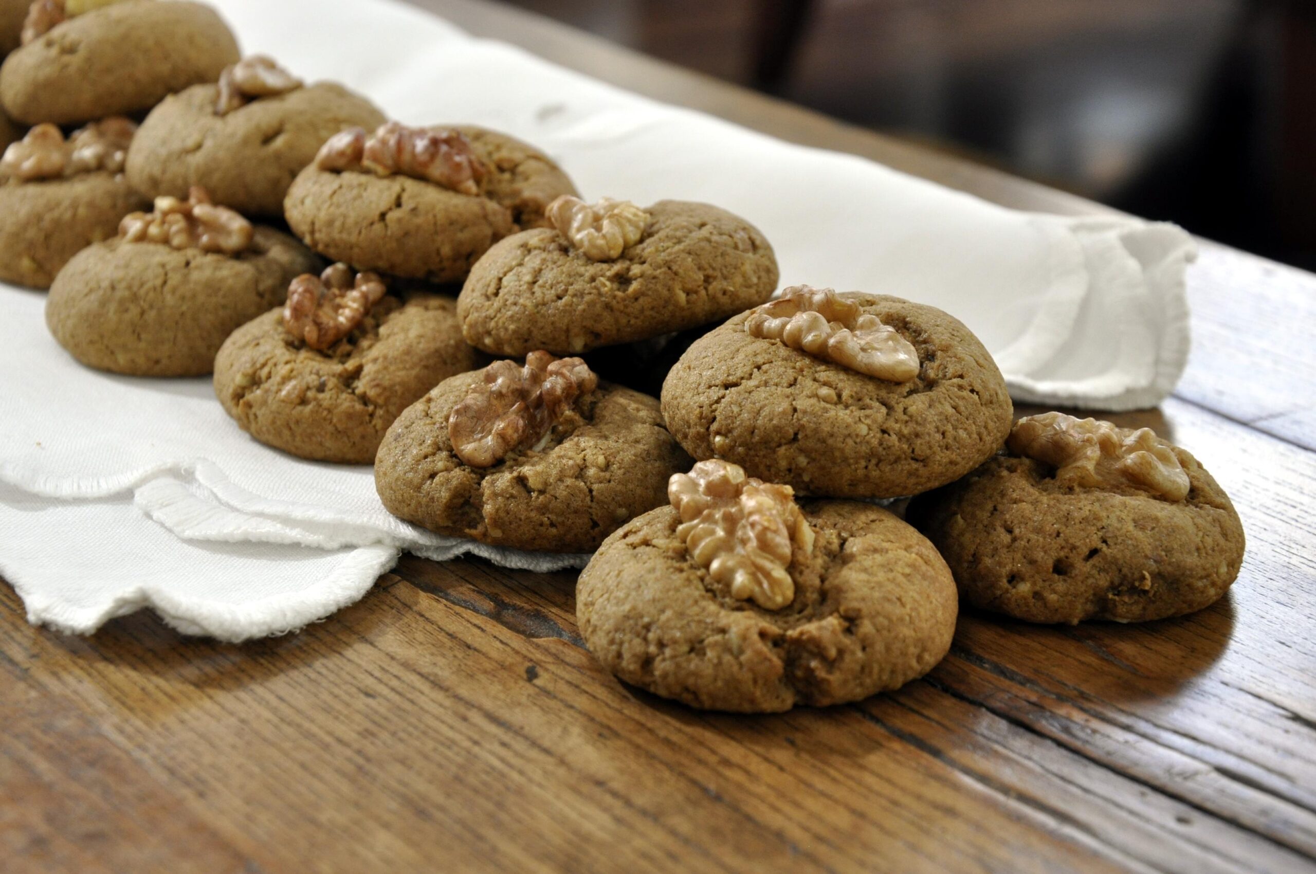 Bake These Easy and Delicious Walnut Coffee Cookies Today