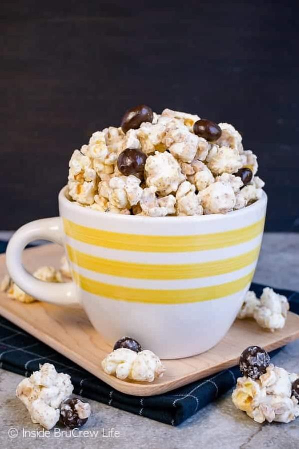  Who knew popcorn could taste this good? Coffee Crunch Popcorn is a delicious surprise.