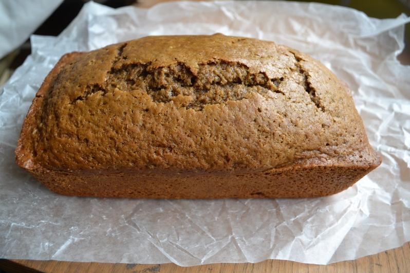  You can enjoy this coffee bread as a delicious breakfast or a scrumptious dessert! 🍴🍩