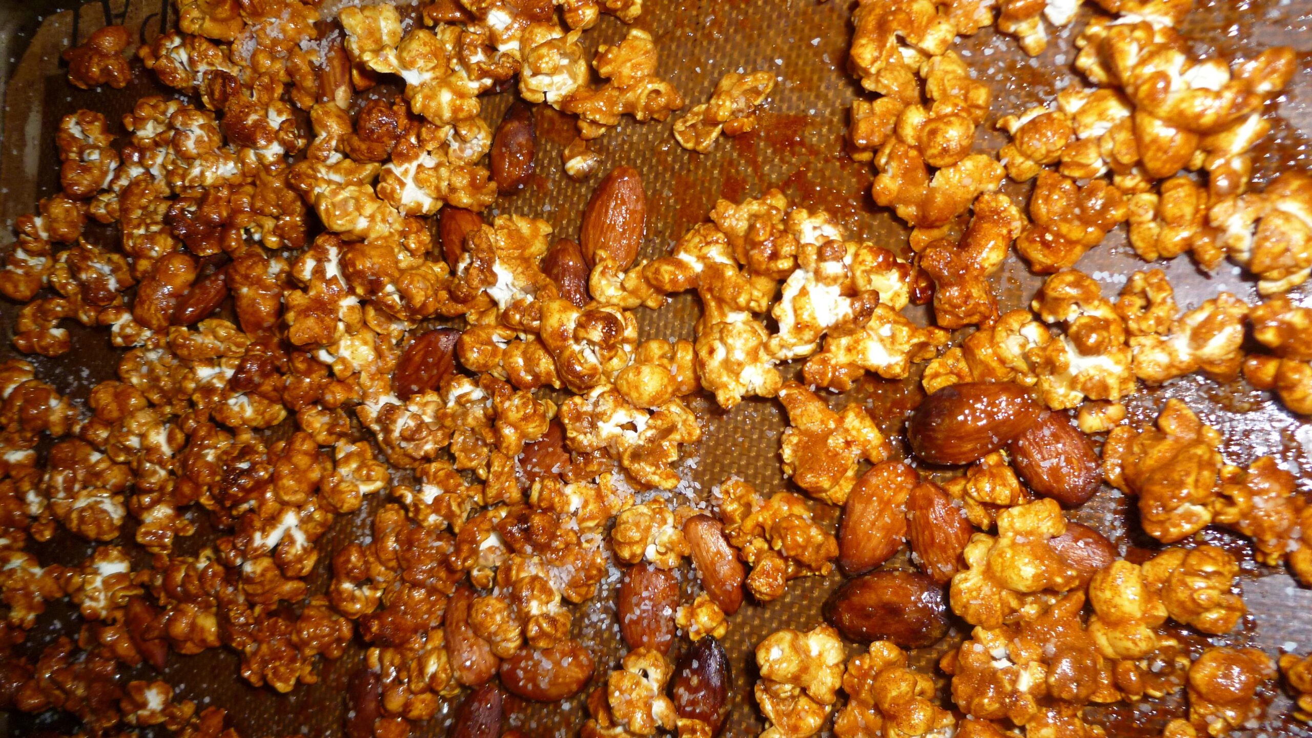  You'll be hooked on the rich coffee flavor and the satisfying crunch of this popcorn.